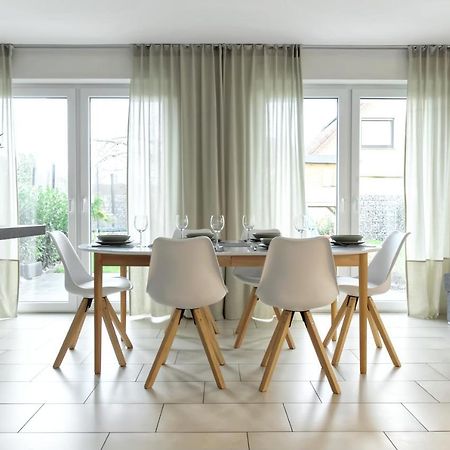 Modern Wohnen I Smart Tv I Terrasse I 2X Parkplatz I 2 Schlafzimmer I 6 Schlafplaetze 바트왼하우젠 외부 사진