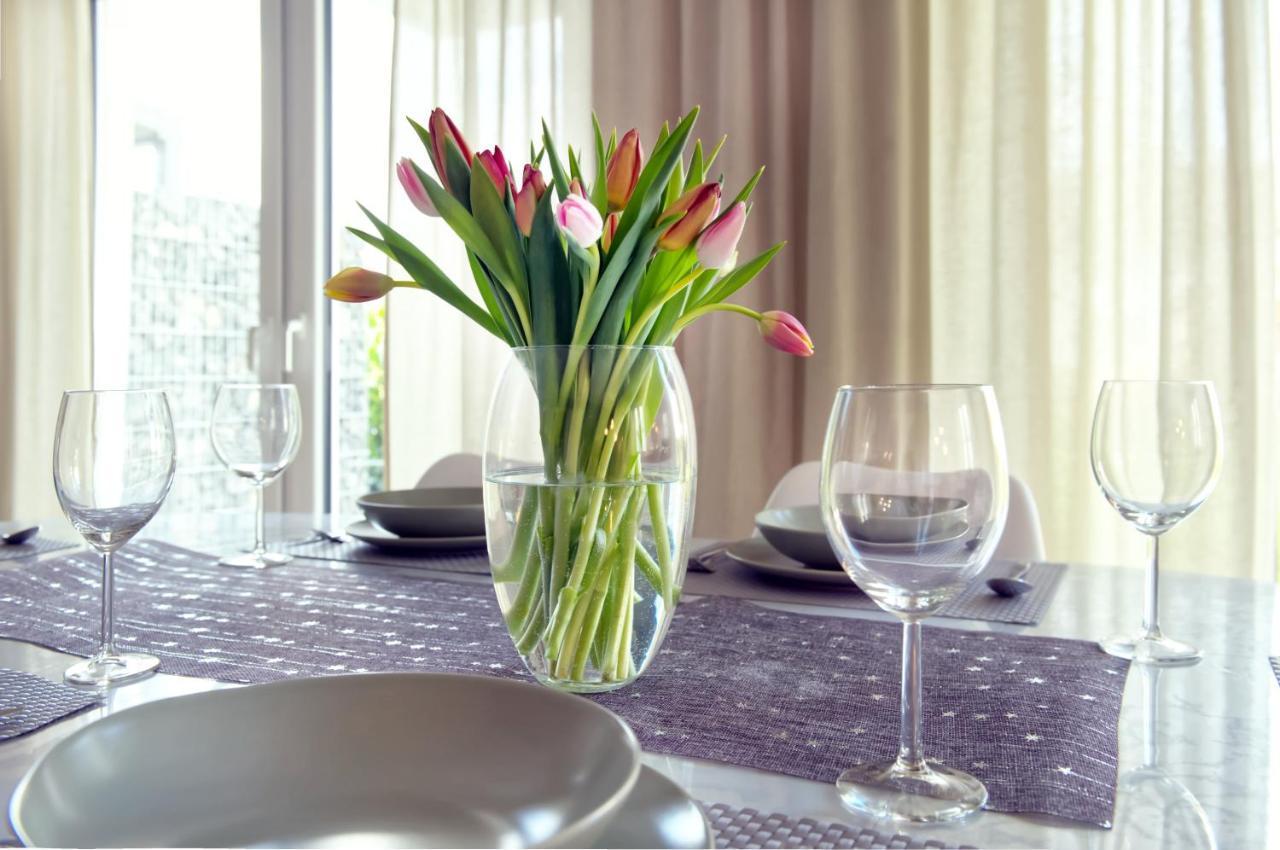 Modern Wohnen I Smart Tv I Terrasse I 2X Parkplatz I 2 Schlafzimmer I 6 Schlafplaetze 바트왼하우젠 외부 사진